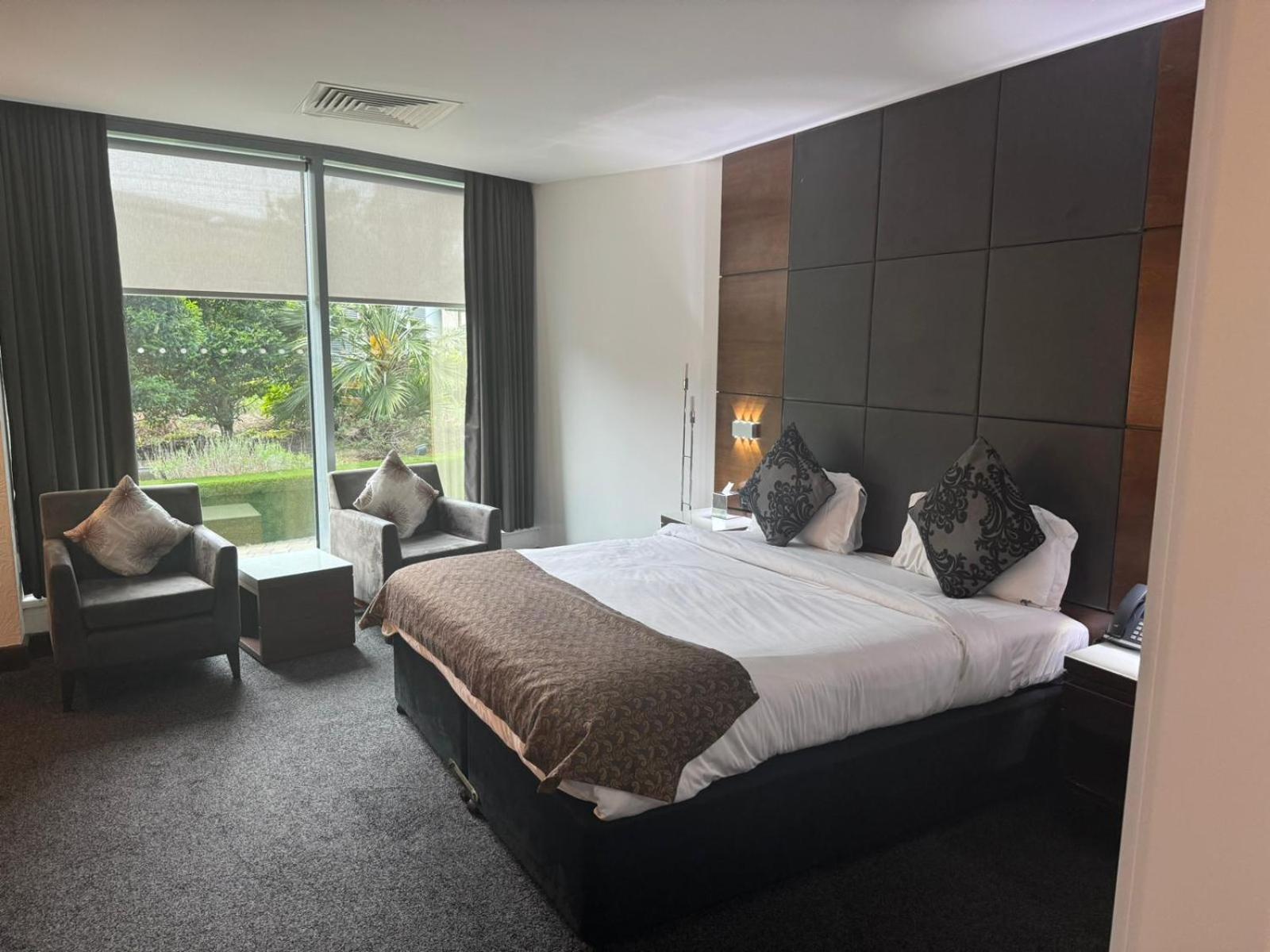 Rafayel & Spa London